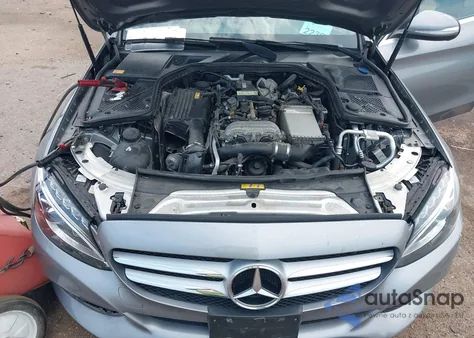 2015 Mercedes-Benz C 300 4Matic from USA, damaged, VIN 55SWF4KB1FU095272
